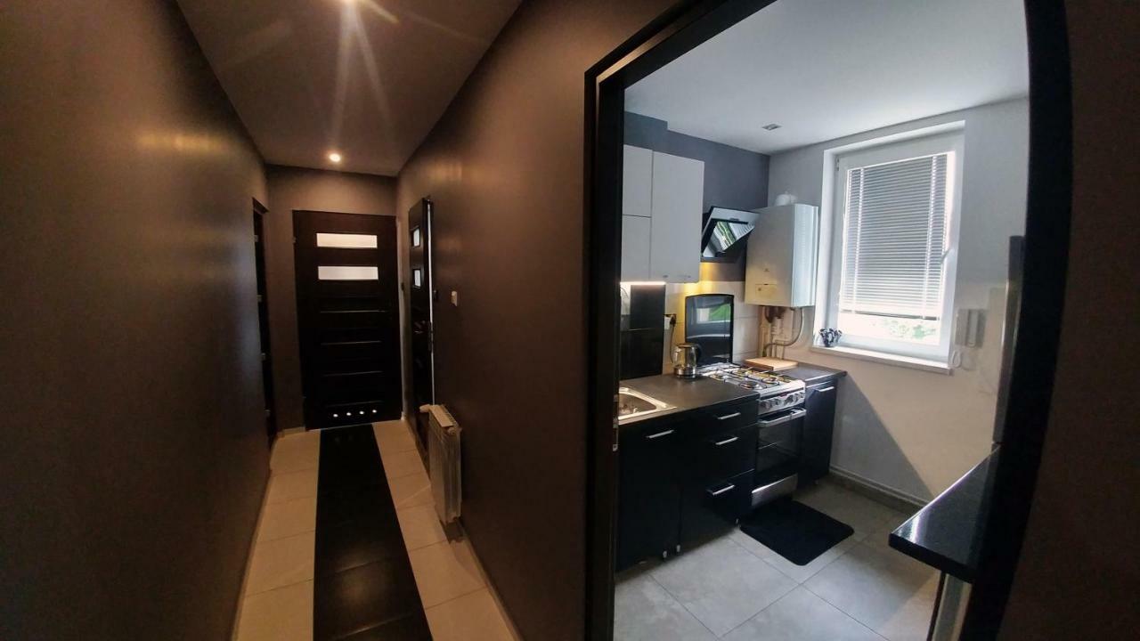 Apartamenty Korona クロスノ エクステリア 写真