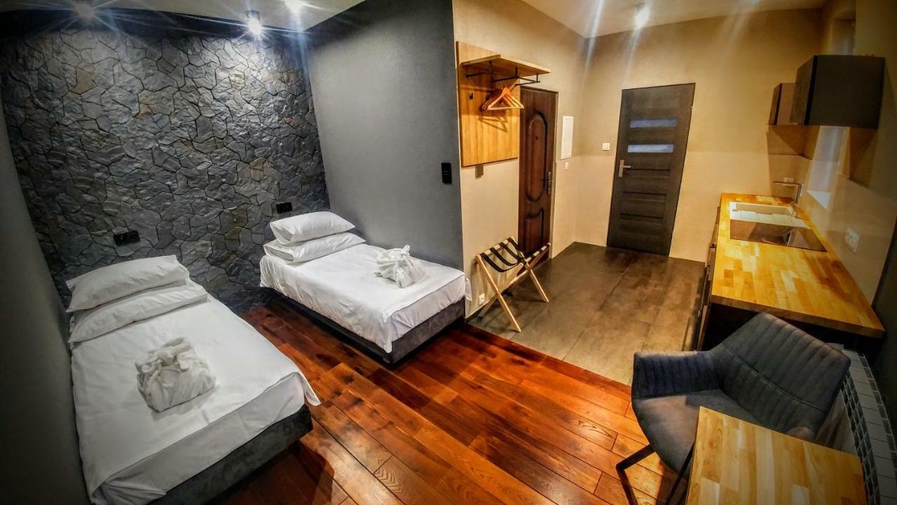 Apartamenty Korona クロスノ エクステリア 写真