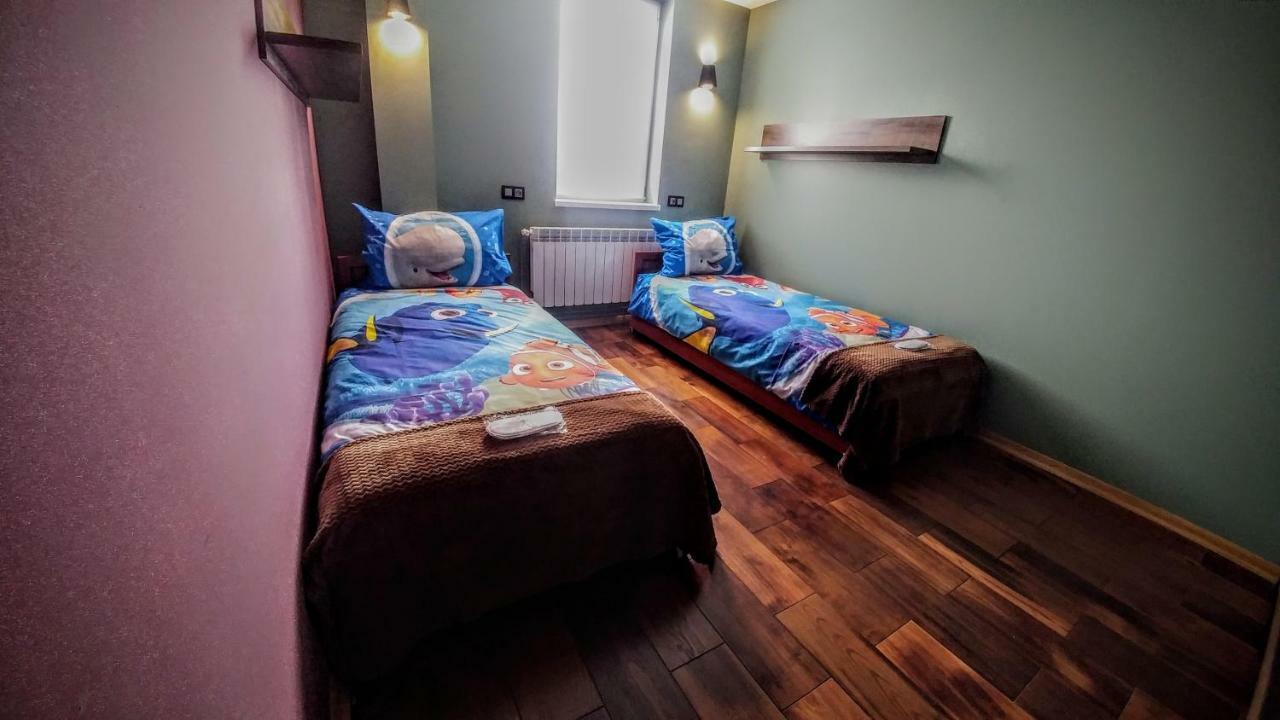 Apartamenty Korona クロスノ エクステリア 写真