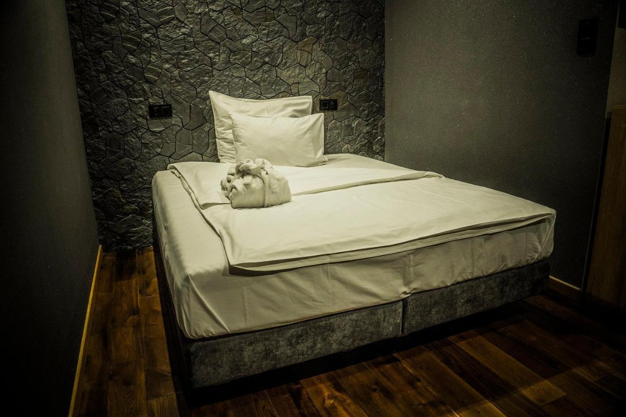 Apartamenty Korona クロスノ エクステリア 写真