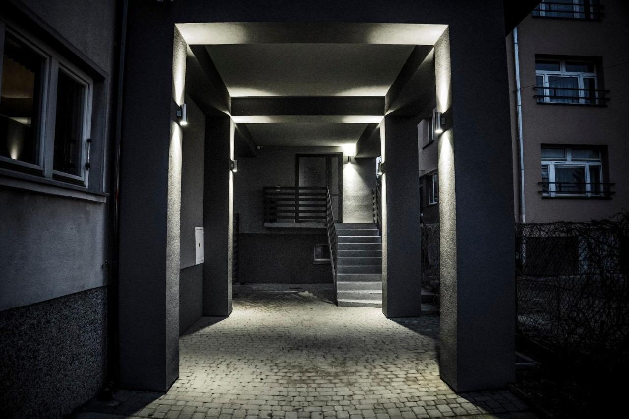 Apartamenty Korona クロスノ エクステリア 写真